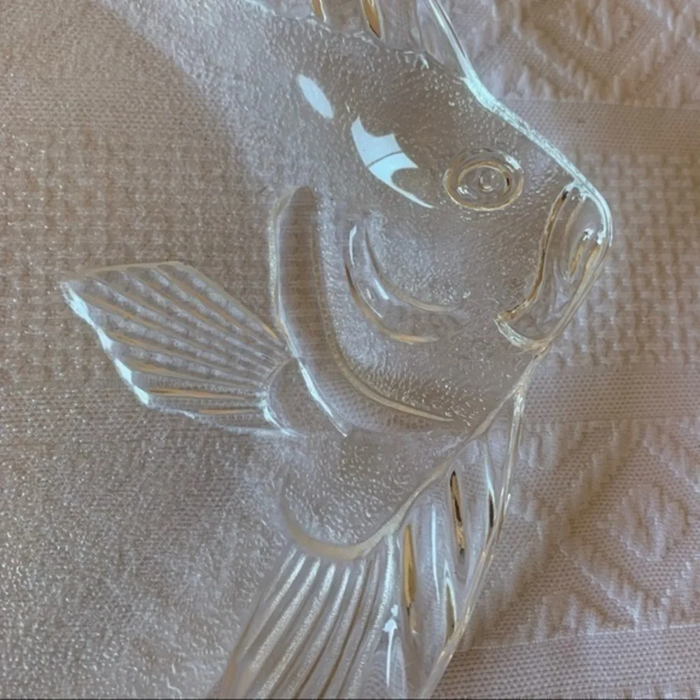 NIB Mikasa Crystal La‎ Pesce 10” Serving Plate